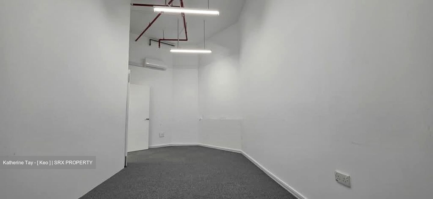 Oxley Bizhub (D14), Factory #577068391